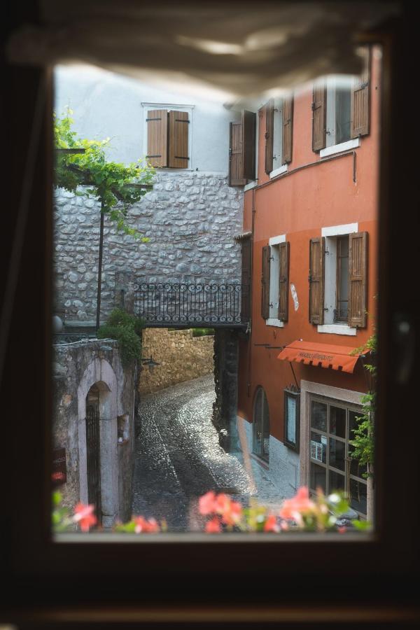 Il Castello Apartment Malcesine Bagian luar foto
