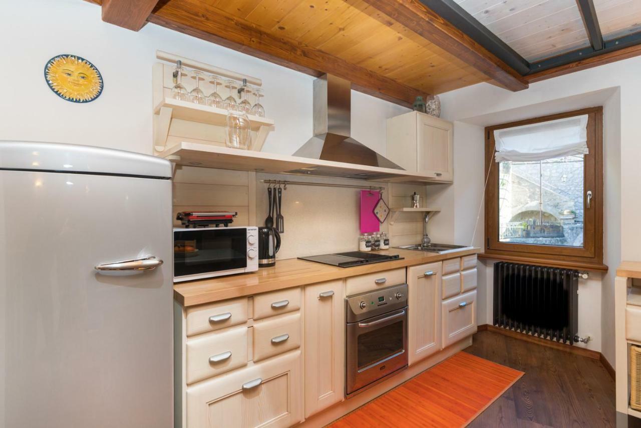 Il Castello Apartment Malcesine Bagian luar foto