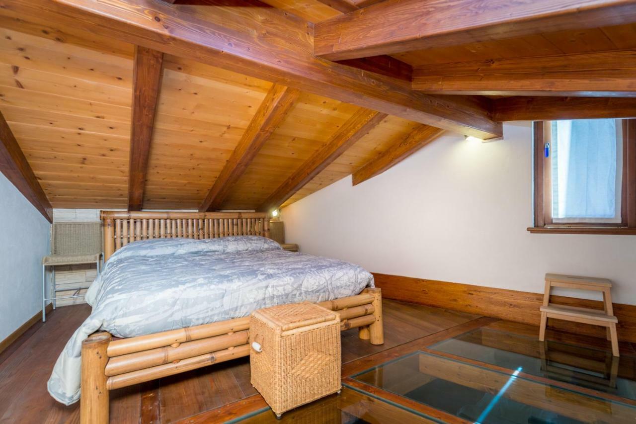 Il Castello Apartment Malcesine Bagian luar foto
